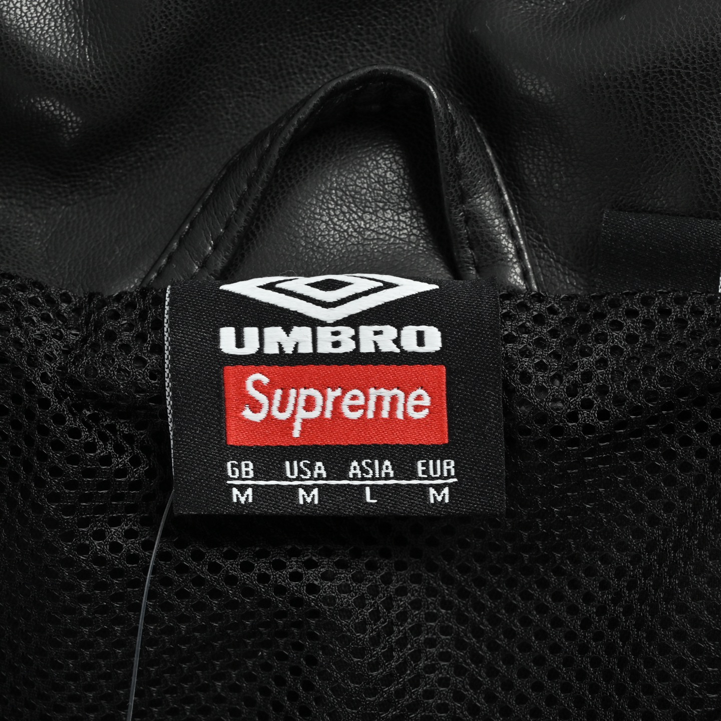 シュプリーム「Supreme x Umbro」コラボレーション レザージャケット