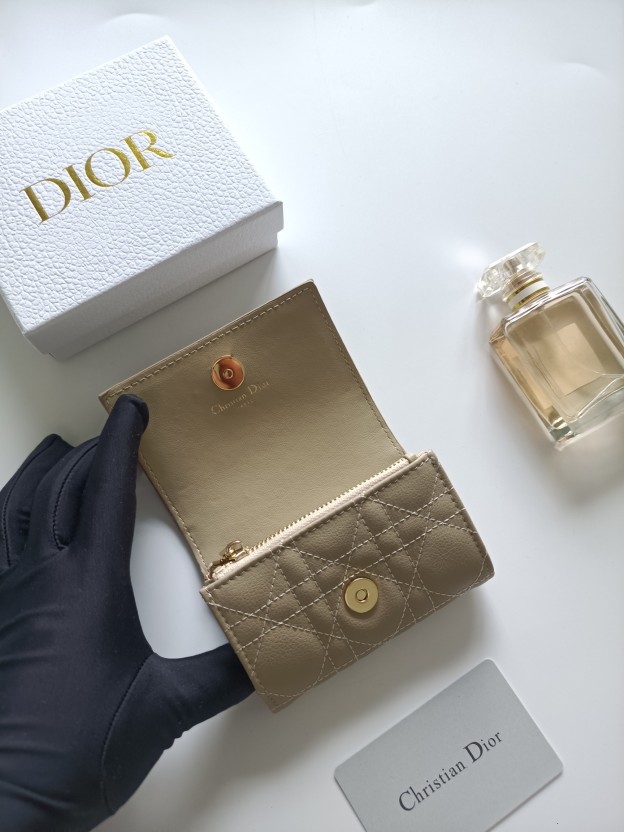 ディオール「Dior」ディオール 30 モンテーニュ グリシン ウォレット / コンパクトウォレット