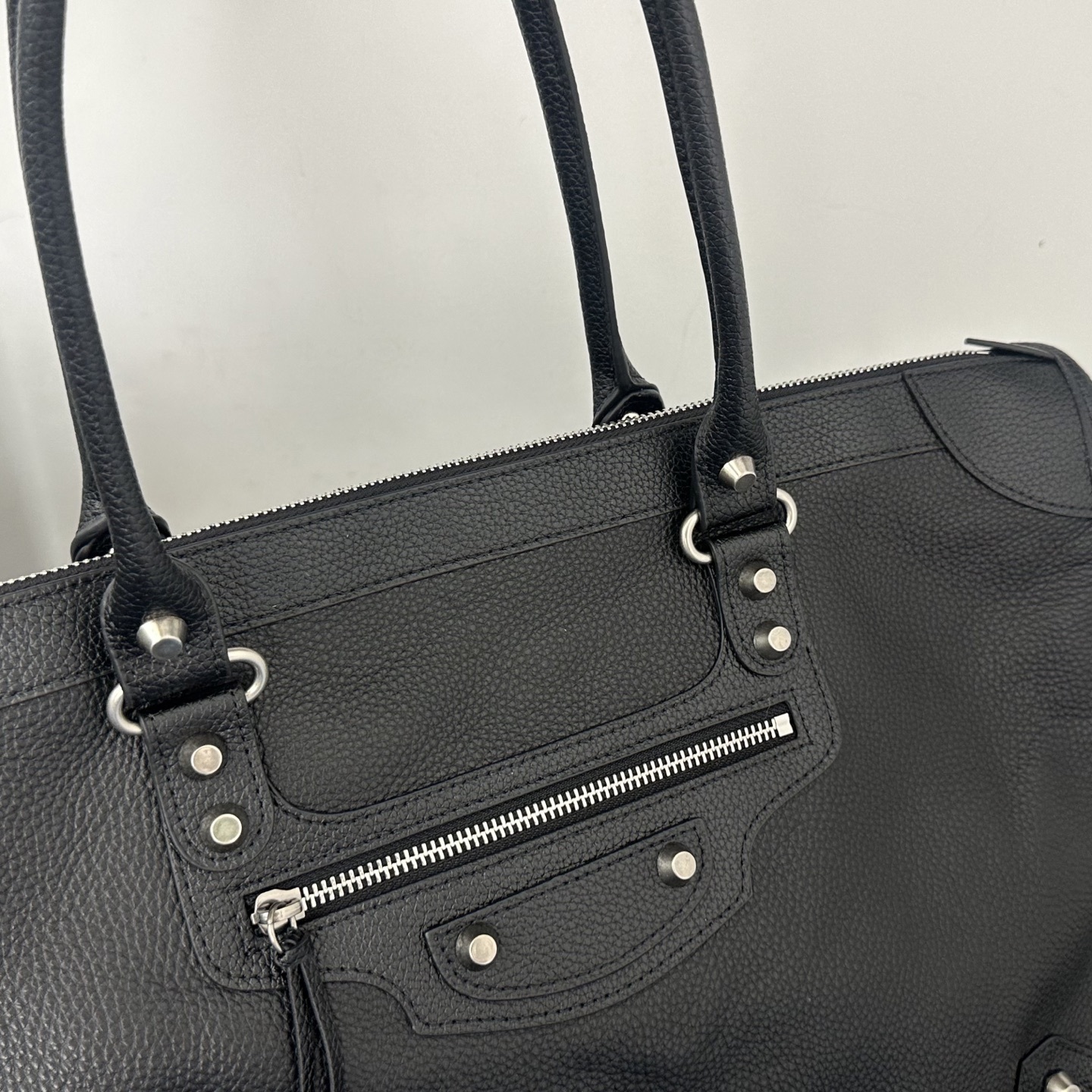バレンシアガ「Balenciaga」バレンシアガ ル・シティ / ショルダーバッグ