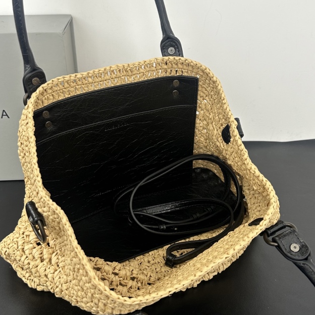 バレンシアガ「Balenciaga」バレンシアガ ル・シティ バスケット / ラフィアトートバッグ