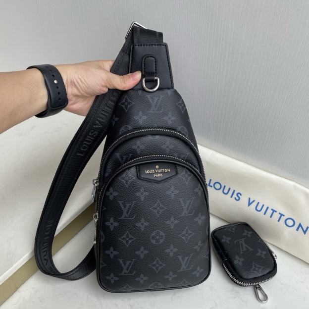 ルイ・ヴィトン「Louis Vuitton」ルイ・ヴィトン メンズ チェストバッグ / クロスボディバッグ