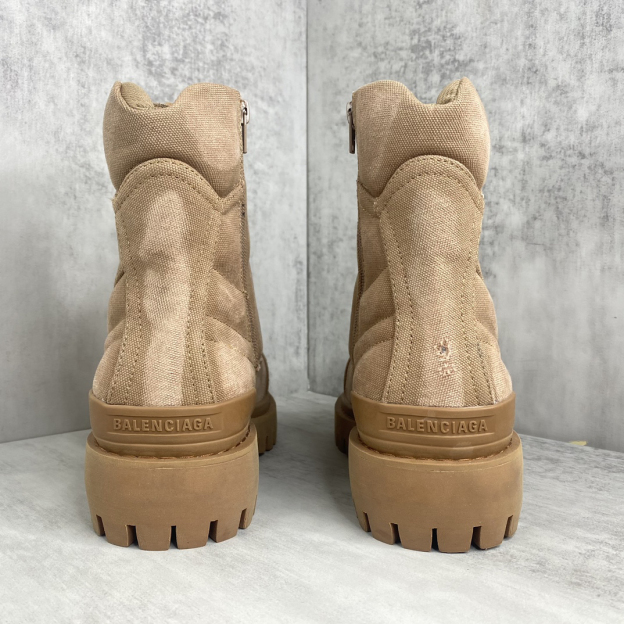 バレンシアガ「Balenciaga」バレンシアガ ストンパー ジップドブーティ / レザーブーツ