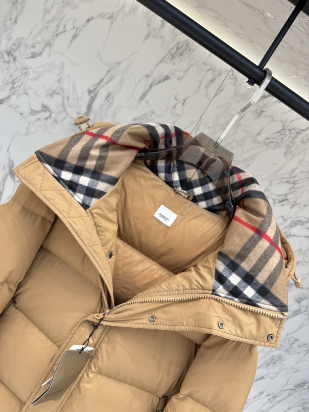 バーバリー「Burberry」秋冬ファッションフード付きダウンジャケット