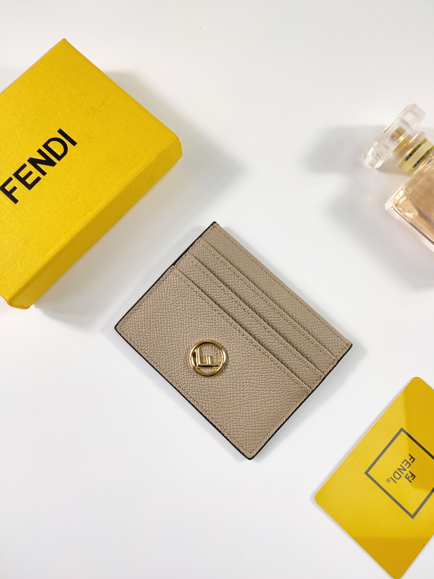 フェンディ「Fendi」フェンディ FF ダイヤモンズ カードケース / カードホルダー