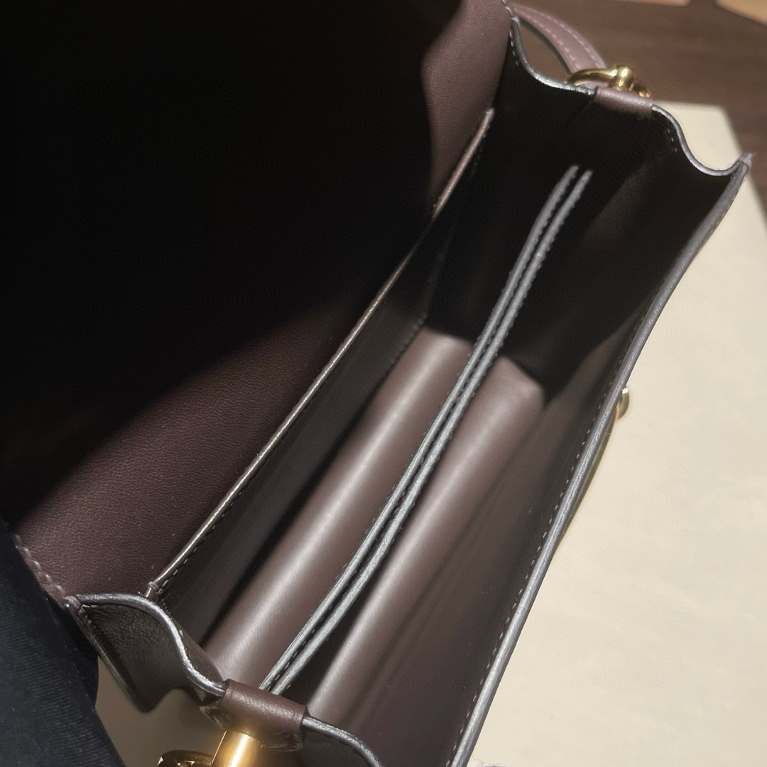 エルメス「Hermès」ルリス 19 ショルダーバッグ「Roulis Bag」-isetant