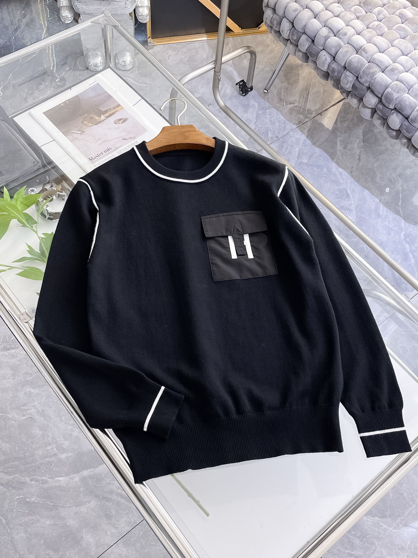 エルメス「Hermès」秋冬用ウール混紡クルーネックニットセーター