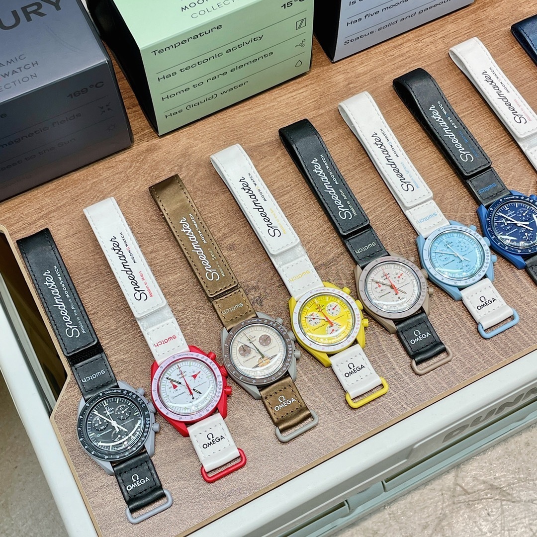 「Swatch x Omega」Bioceramic MoonSwatchコレクション 42MM -11色