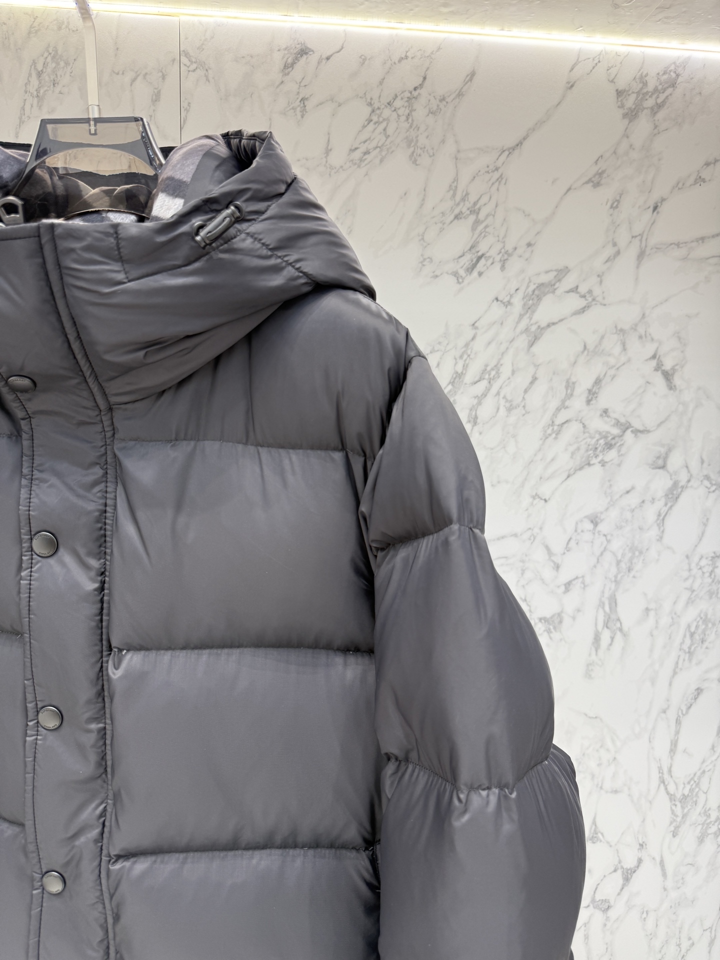 バーバリー「Burberry」秋冬ファッションフード付きダウンジャケット