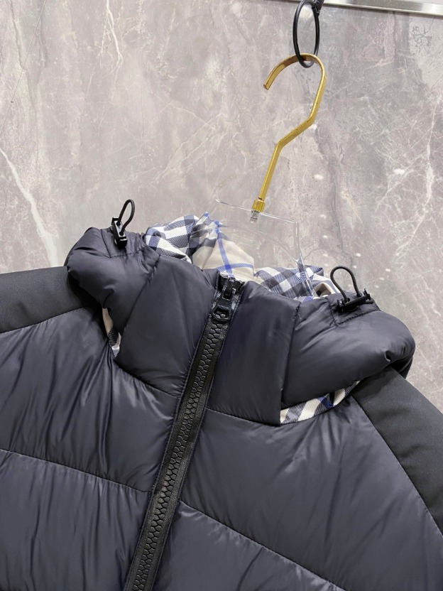 バーバリー「Burberry」秋冬着脱式袖＆フード付きダウンジャケット