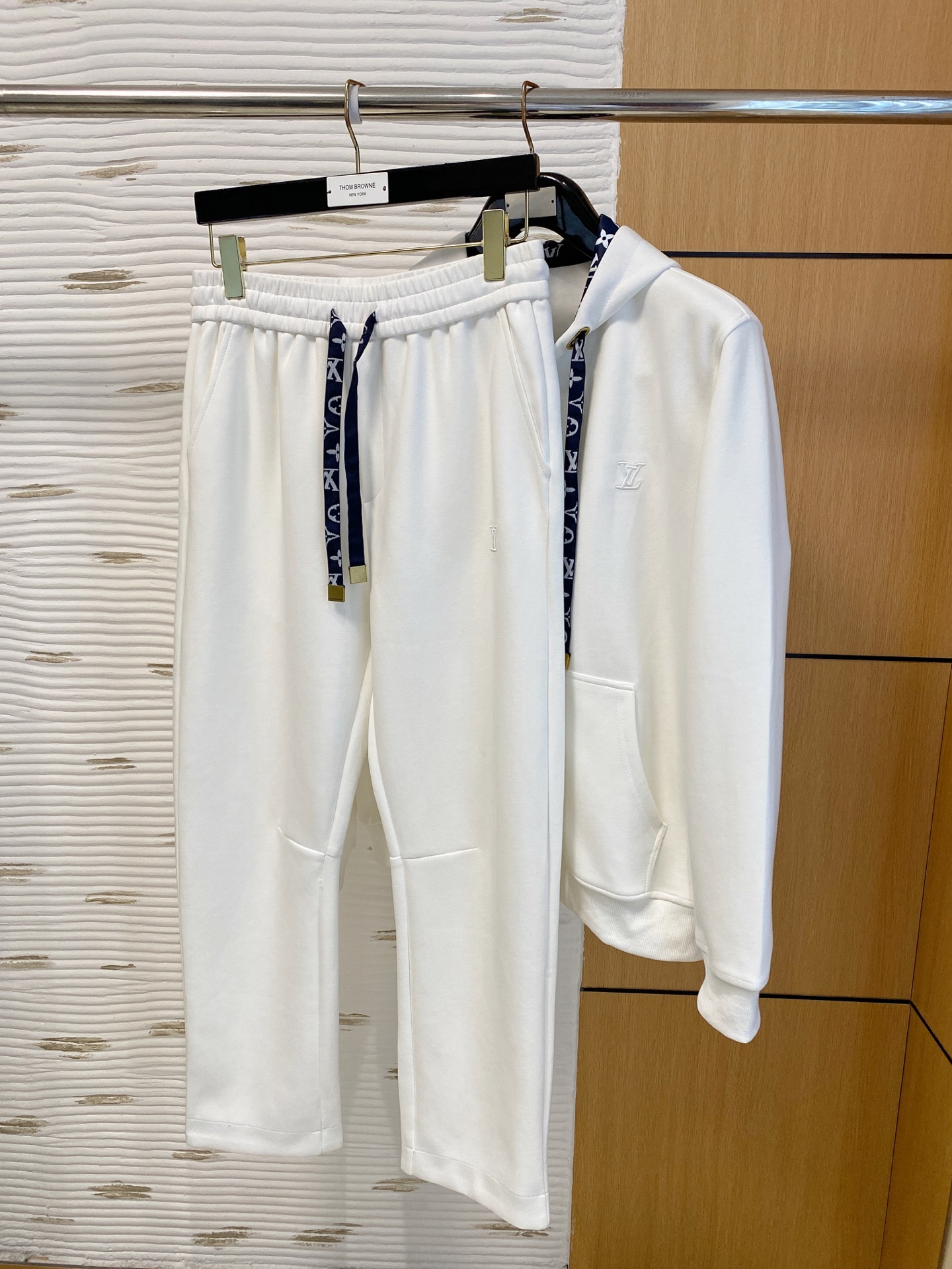 ルイ・ヴィトン「Louis Vuitton」秋冬カジュアルカーディガンスポーツセット