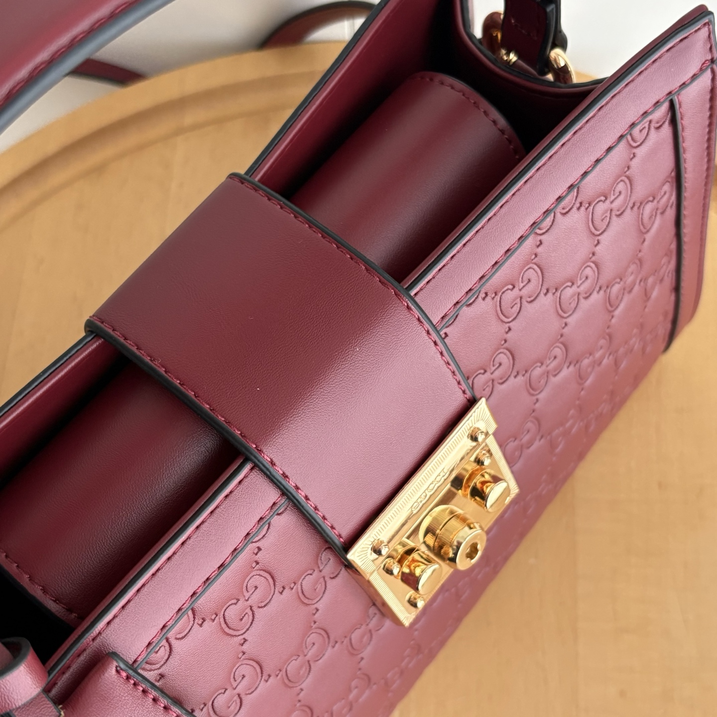 グッチ「Gucci」グッチ パドロック ミディアム トップハンドルバッグ / ハンドバッグ