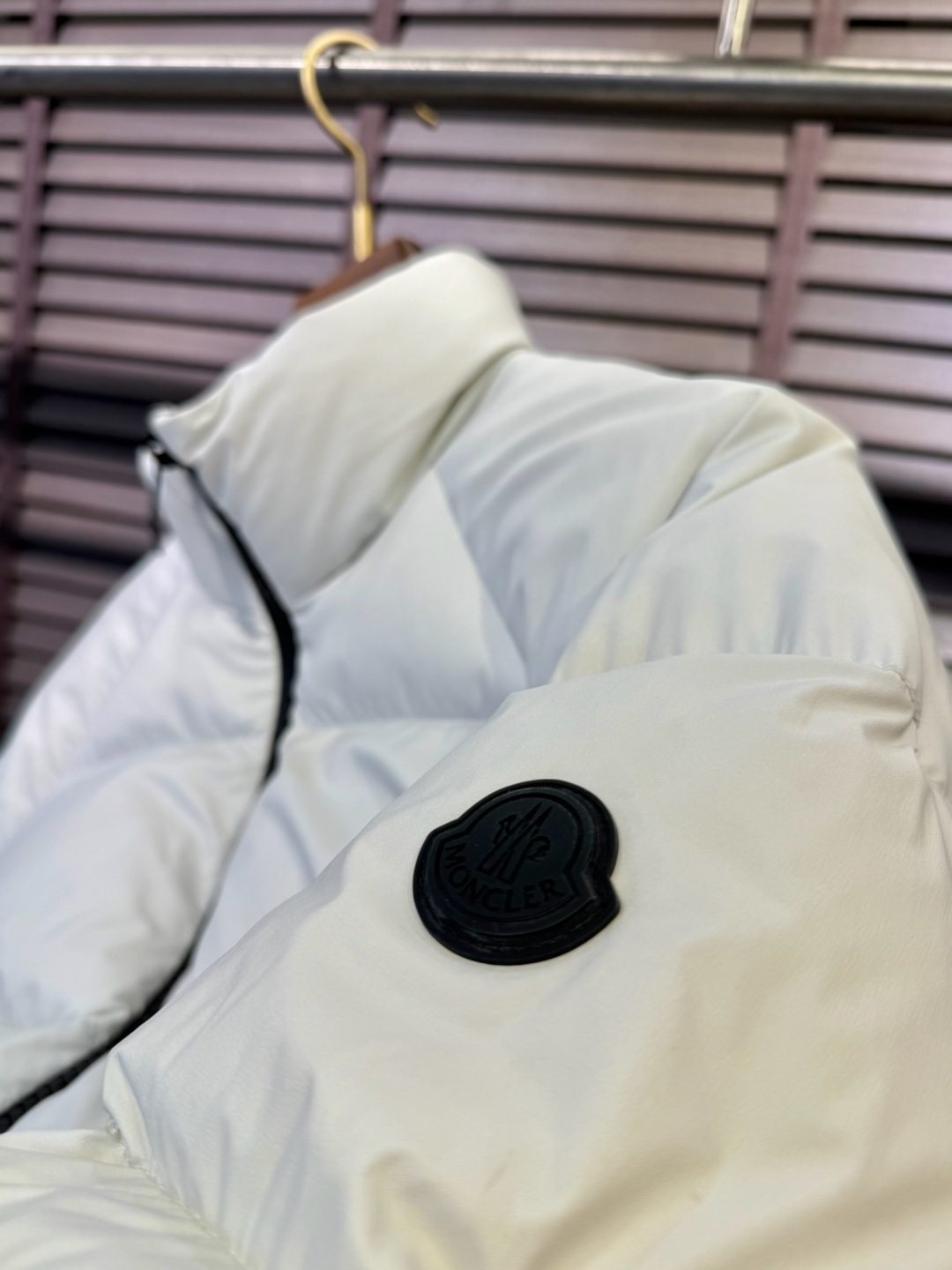 モンクレール 秋冬メンズ スタンドカラーダウンジャケット