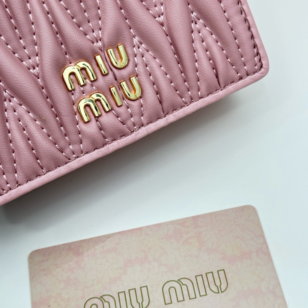 ミュウミュウ「Miu Miu」ミュウミュウ ラムスキン フラップバッグ 3513 / ショルダーバッグ