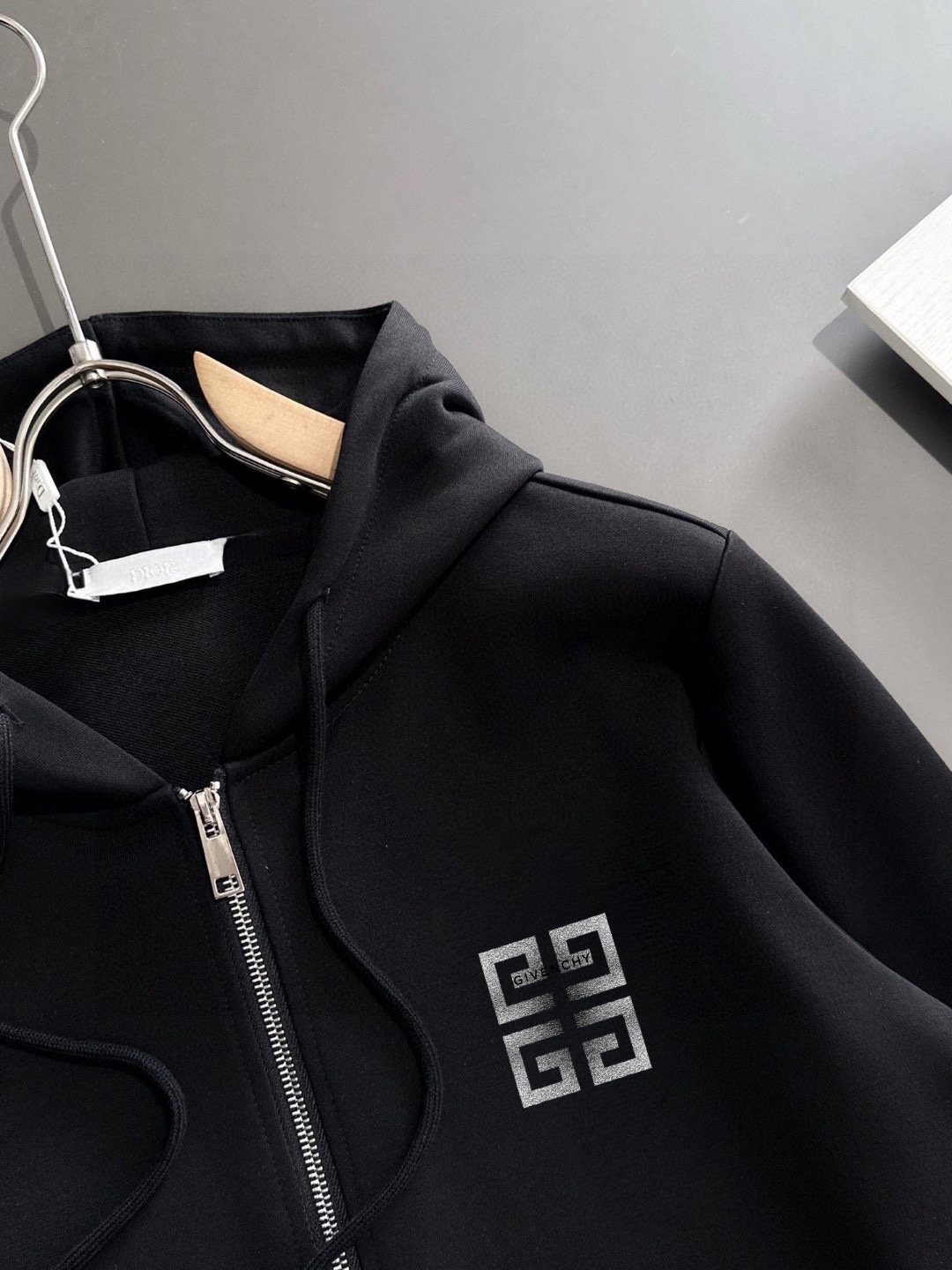 ジバンシィ「Givenchy」 秋冬 メンズ カジュアルスポーツセット