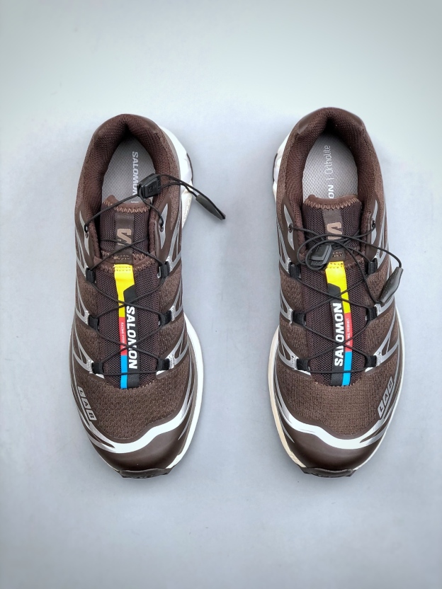 サロモン「SALOMON」XT-6 ユニセックス スポーツスタイルシューズ