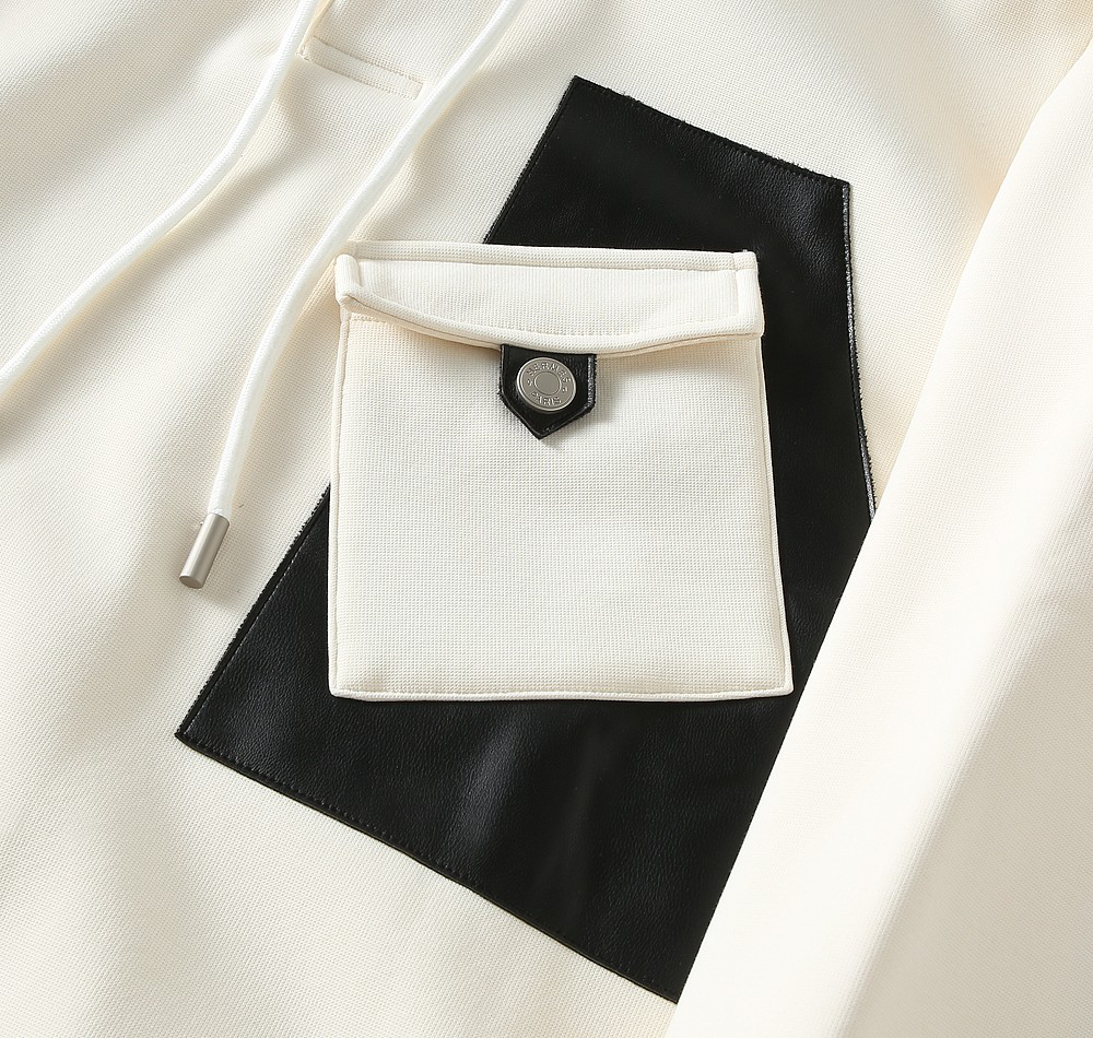 エルメス「Hermès」Empreintes Sellier Cuir 新型フード付きスウェットシャツ