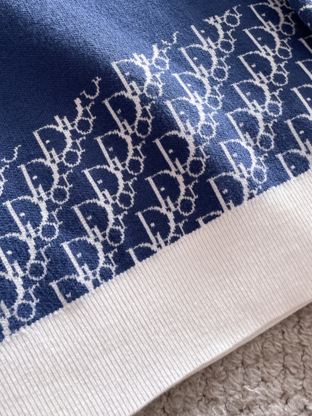 ディオール「Dior」秋冬新作ニットクルーネックセーター