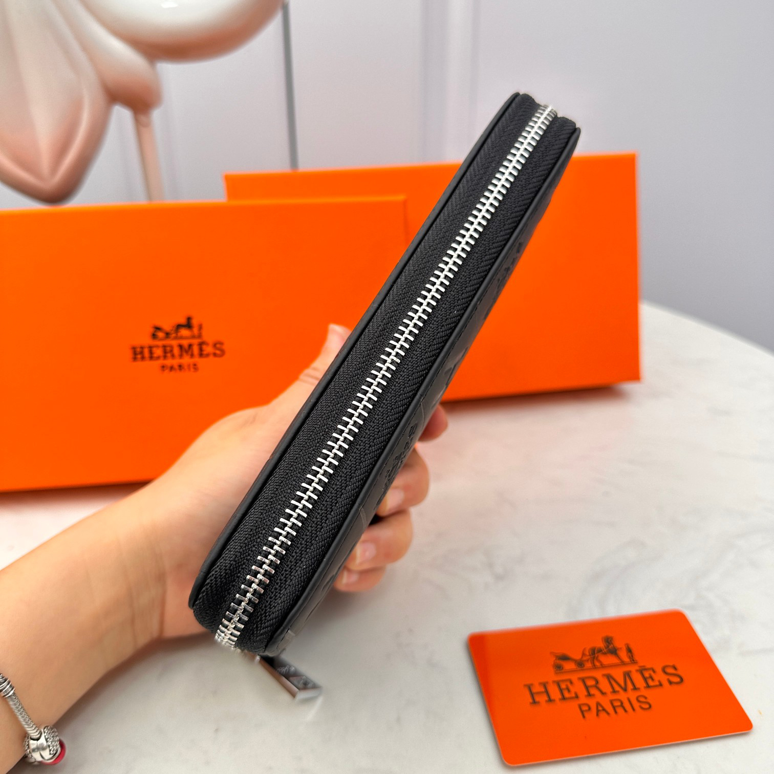 エルメス「Hermès」ジップアラウンドウォレット