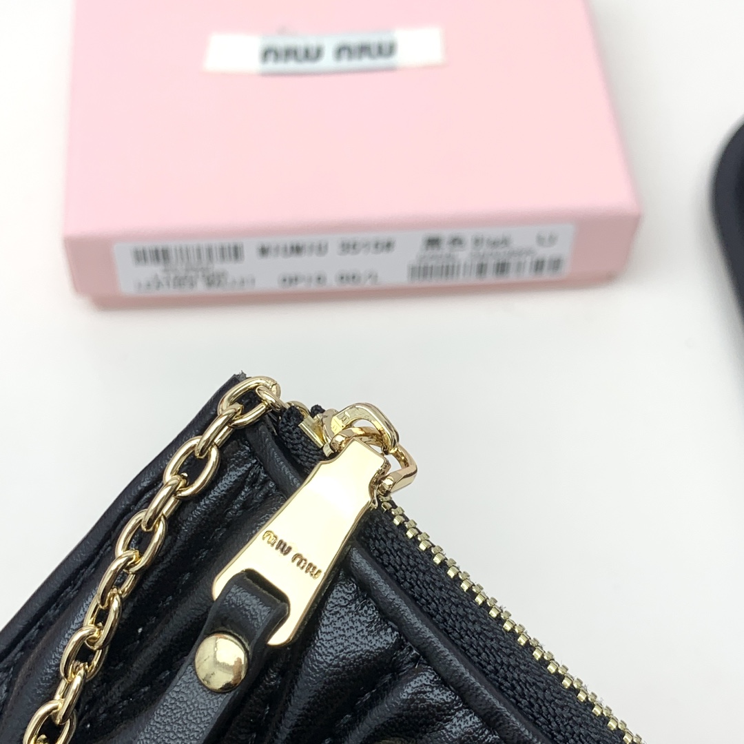 ミュウミュウ「Miu Miu」ミュウミュウ ラムスキン ミニショルダーバッグ 3515 / ハンドバッグ