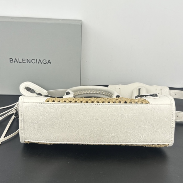 バレンシアガ「Balenciaga」バレンシアガ ラフィア ル・シティ ハンドバッグ / トートバッグ