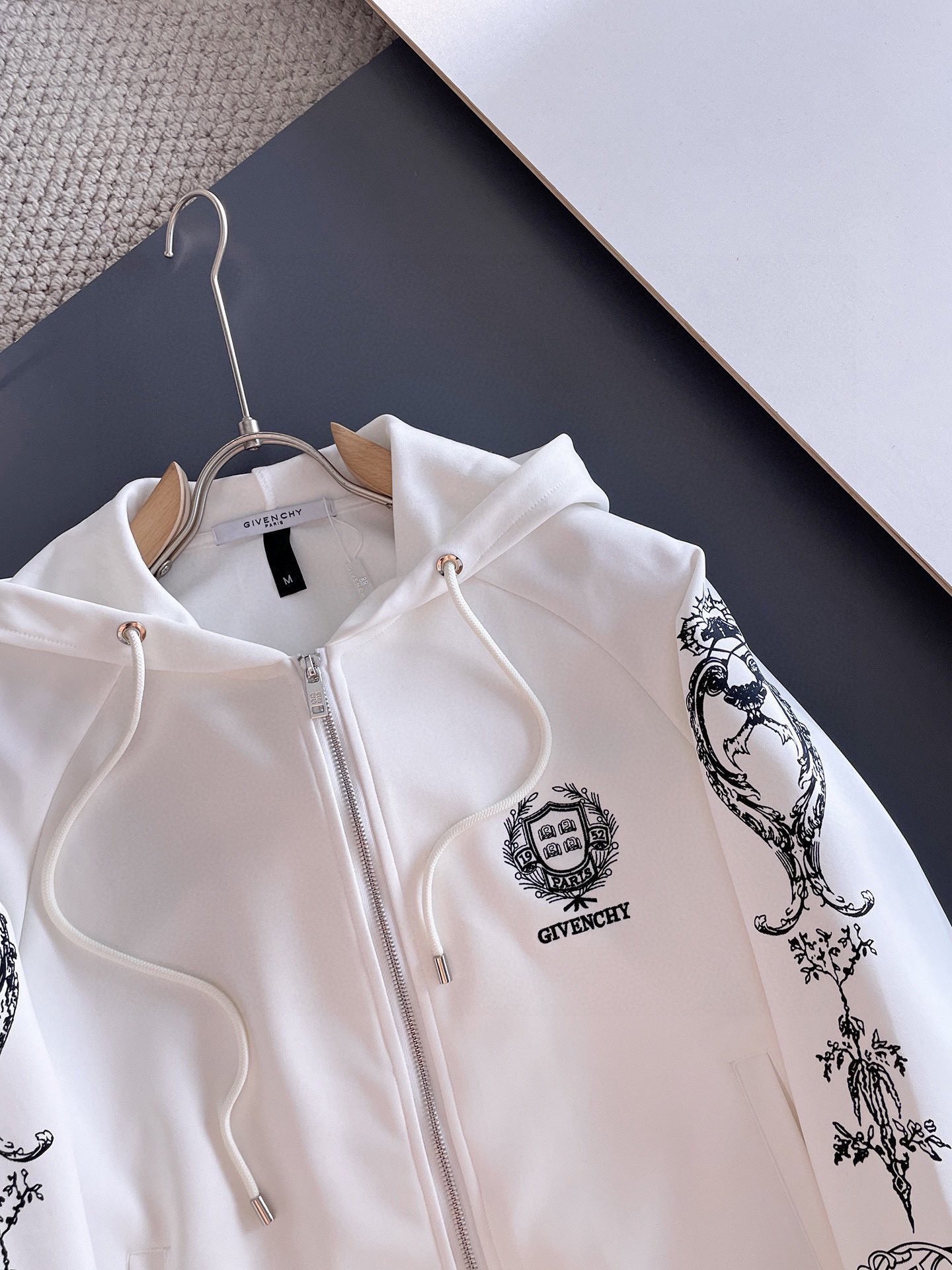 ジバンシィ「Givenchy」 秋冬 メンズ カジュアルスポーツセット