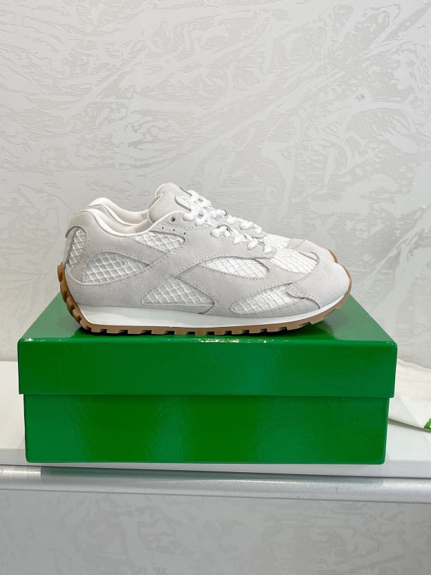 ボッテガ・ヴェネタ「Bottega Veneta」ボッテガ・ヴェネタ オービット スニーカー / ユニセックススポーツシューズ