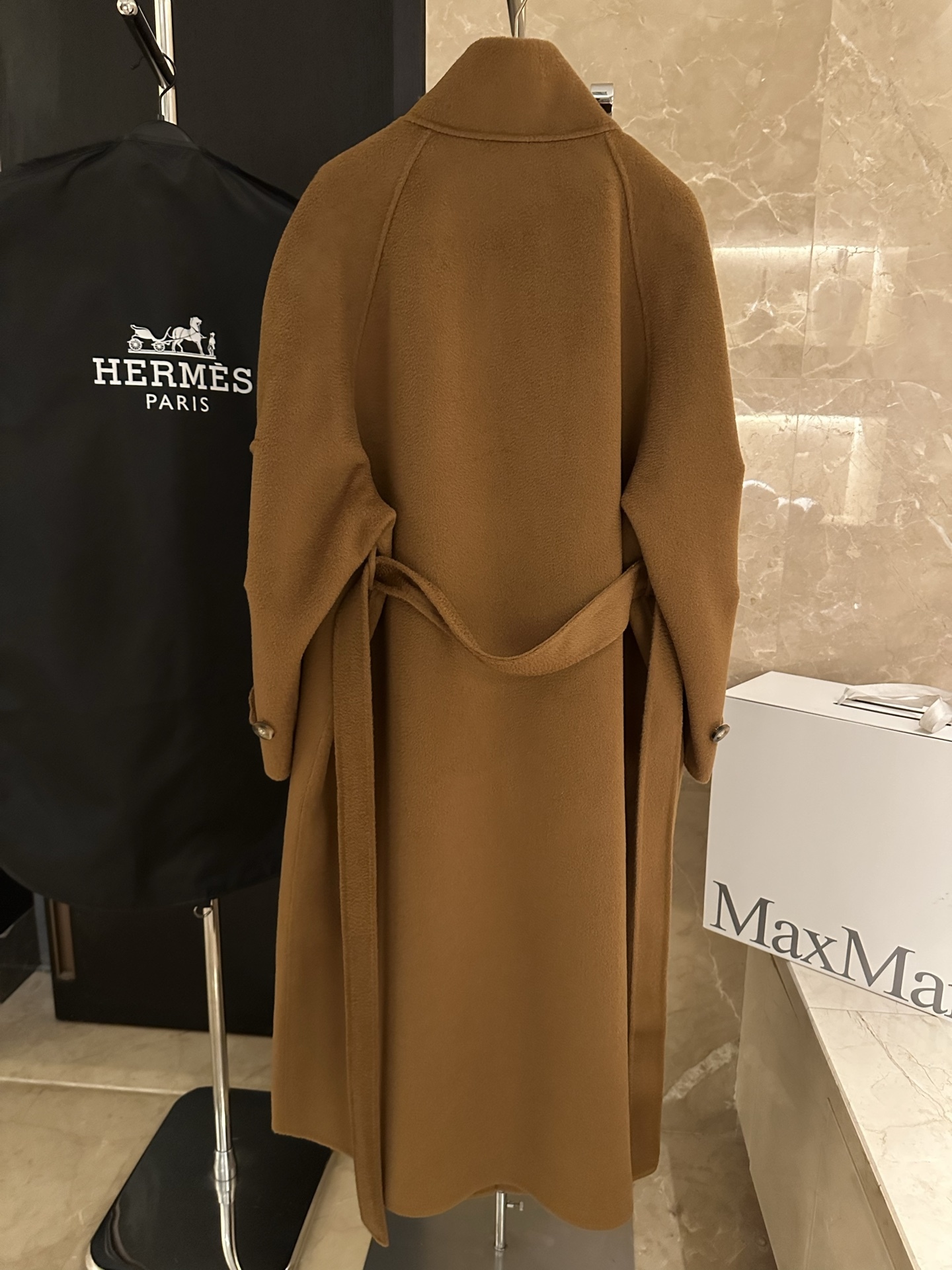 エルメス「Hermès」ラグジュアリーカシミアコート