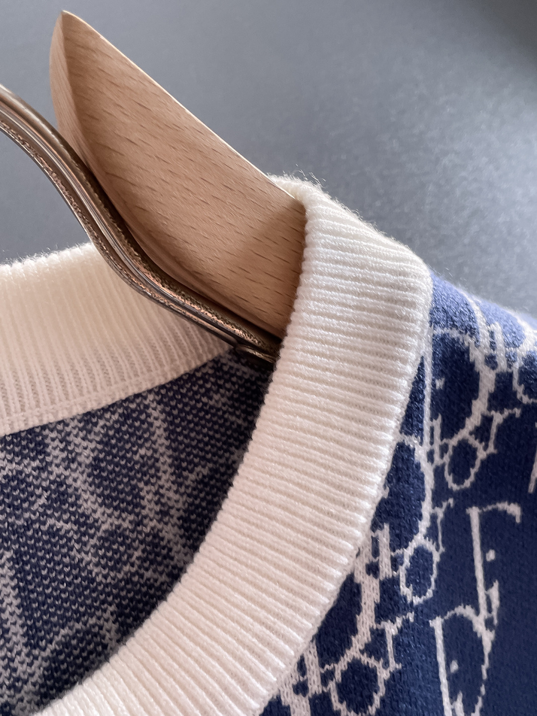 ディオール「Dior」秋冬新作ニットクルーネックセーター