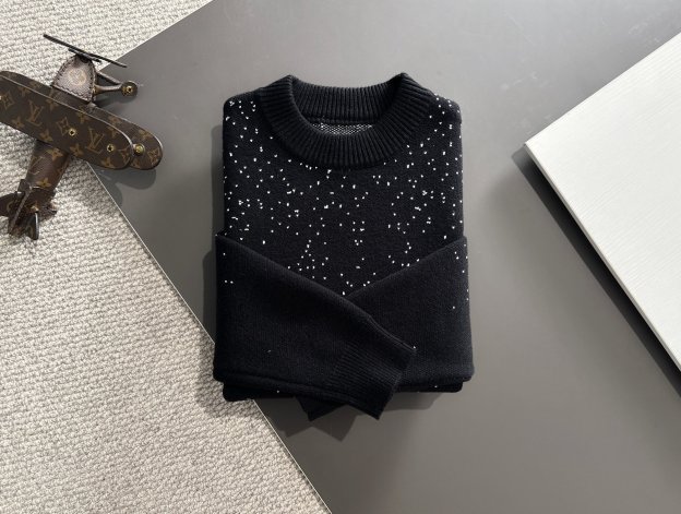 ディオール「Dior」秋冬新作ニットクルーネックセーター