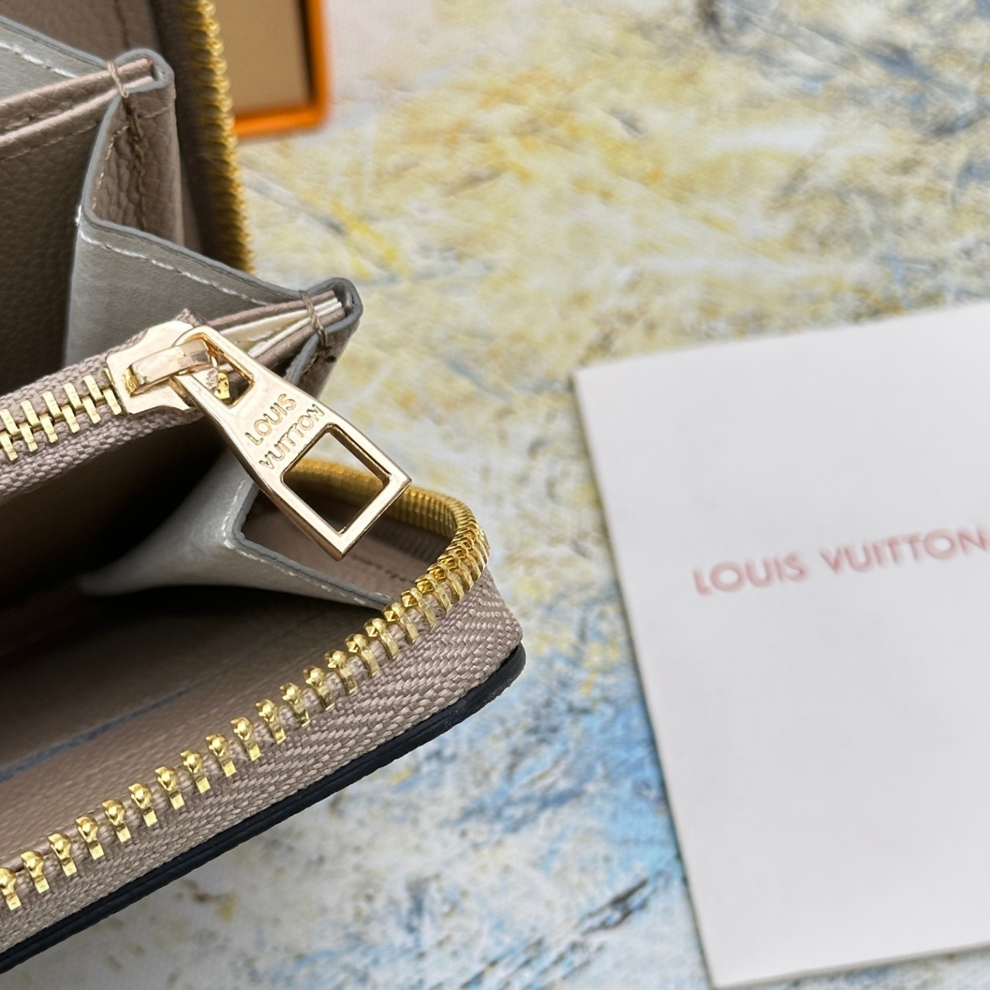 ルイ・ヴィトン ジッピー･ウォレット