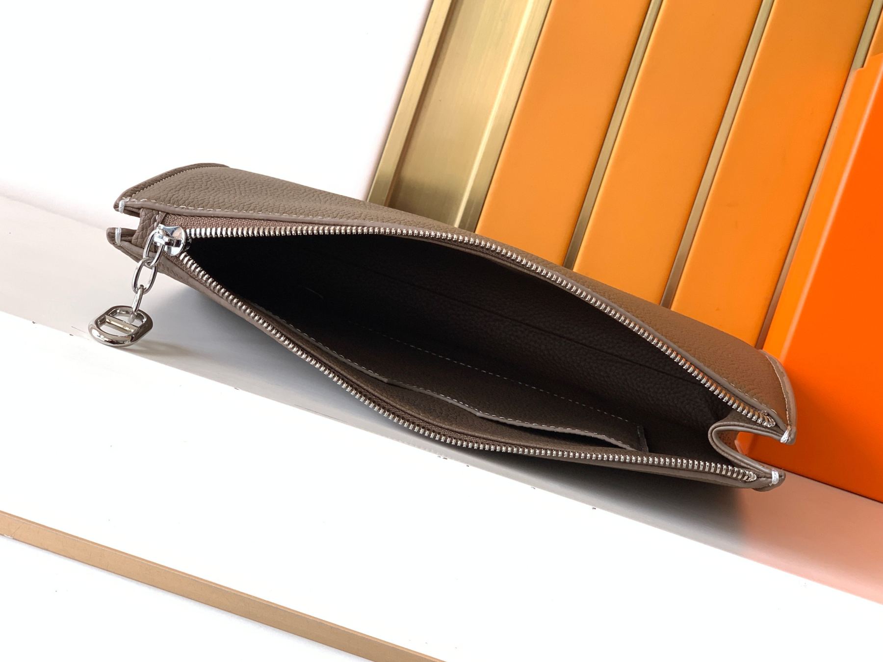 エルメス「Hermès」エルメス レザーハンドバッグ / クラッチバッグ