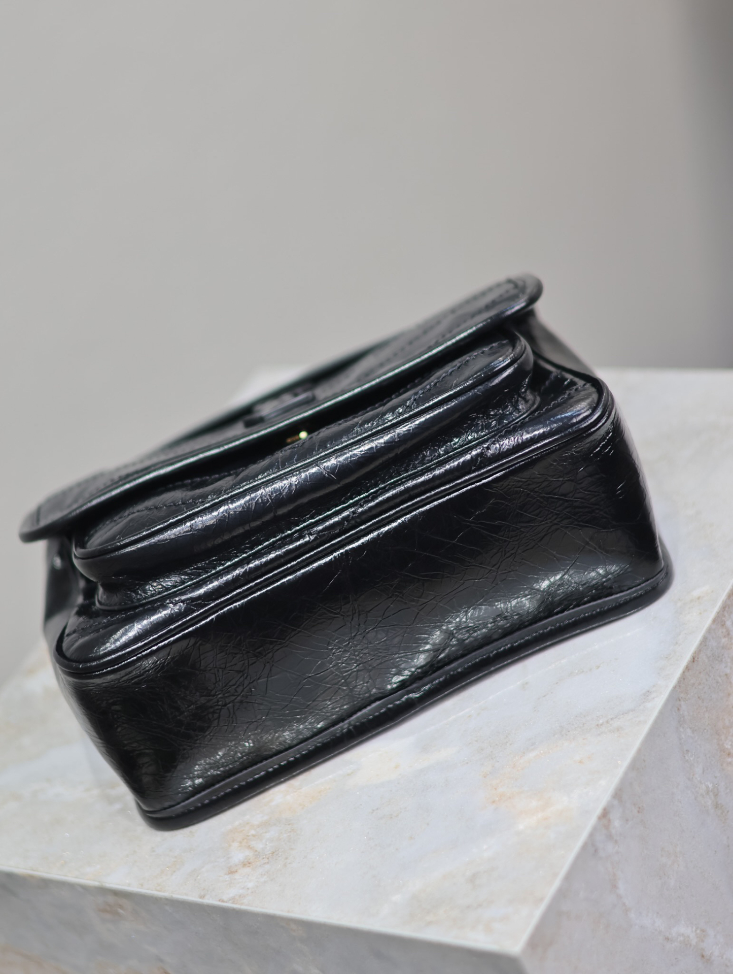 2026サンローラン「Saint Laurent NIKI スモール ヴィンテージクリンクルレザー チェーンショルダーバッグ
