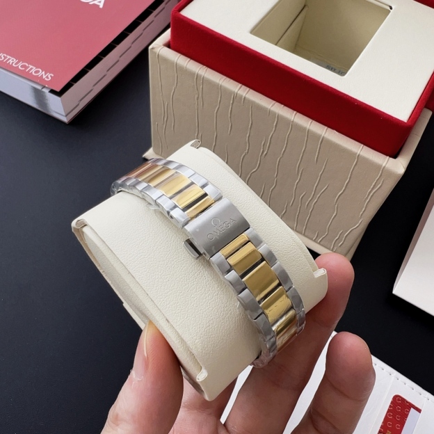 オメガ「Omega」アクアテラ 34mm マスタークロノメーター