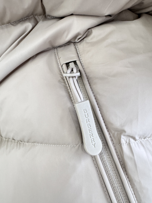 バーバリー「Burberry」秋冬メンズファッションダウンジャケット