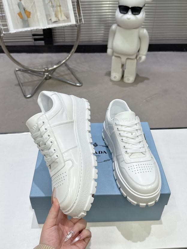 プラダ［Prada］America's Cup レザースニーカー