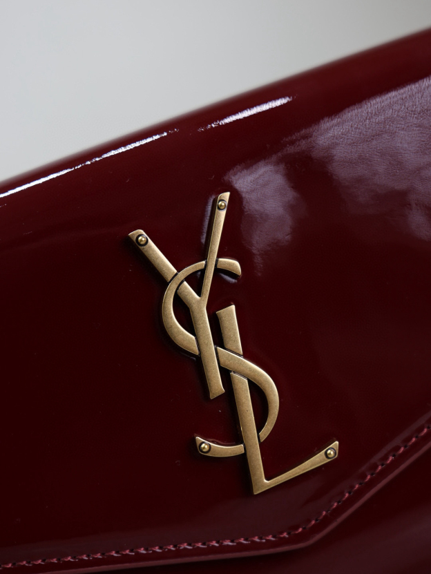 2026サンローラン「SAINT LAURENT UPTOWN チェーンウォレット