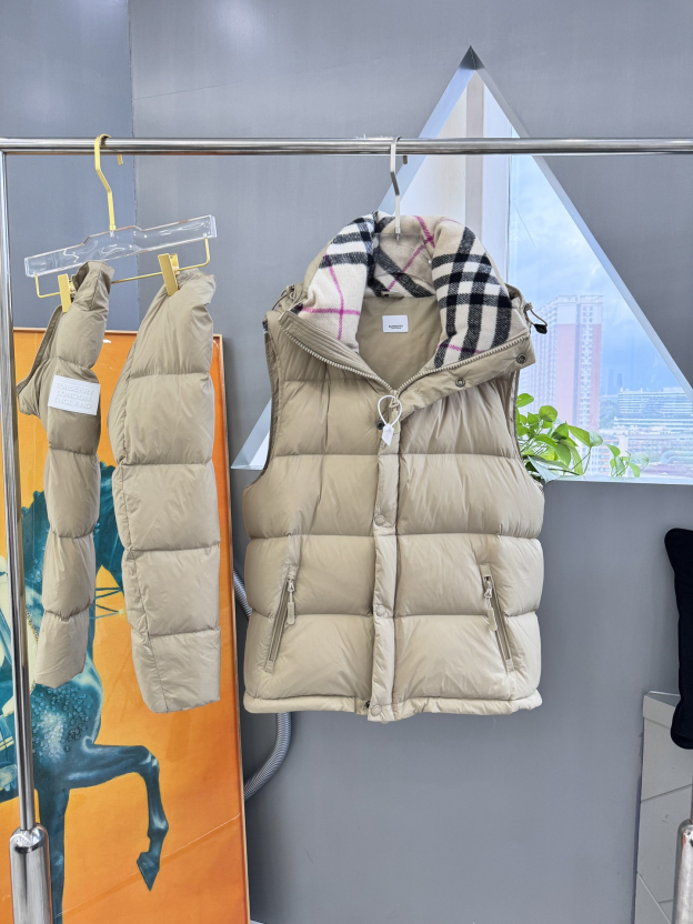 バーバリー「Burberry」秋冬メンズファッションダウンジャケット