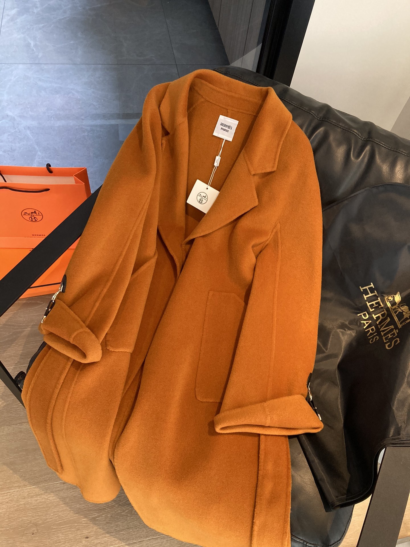 エルメス「Hermès」秋冬ファッションカシミアコート