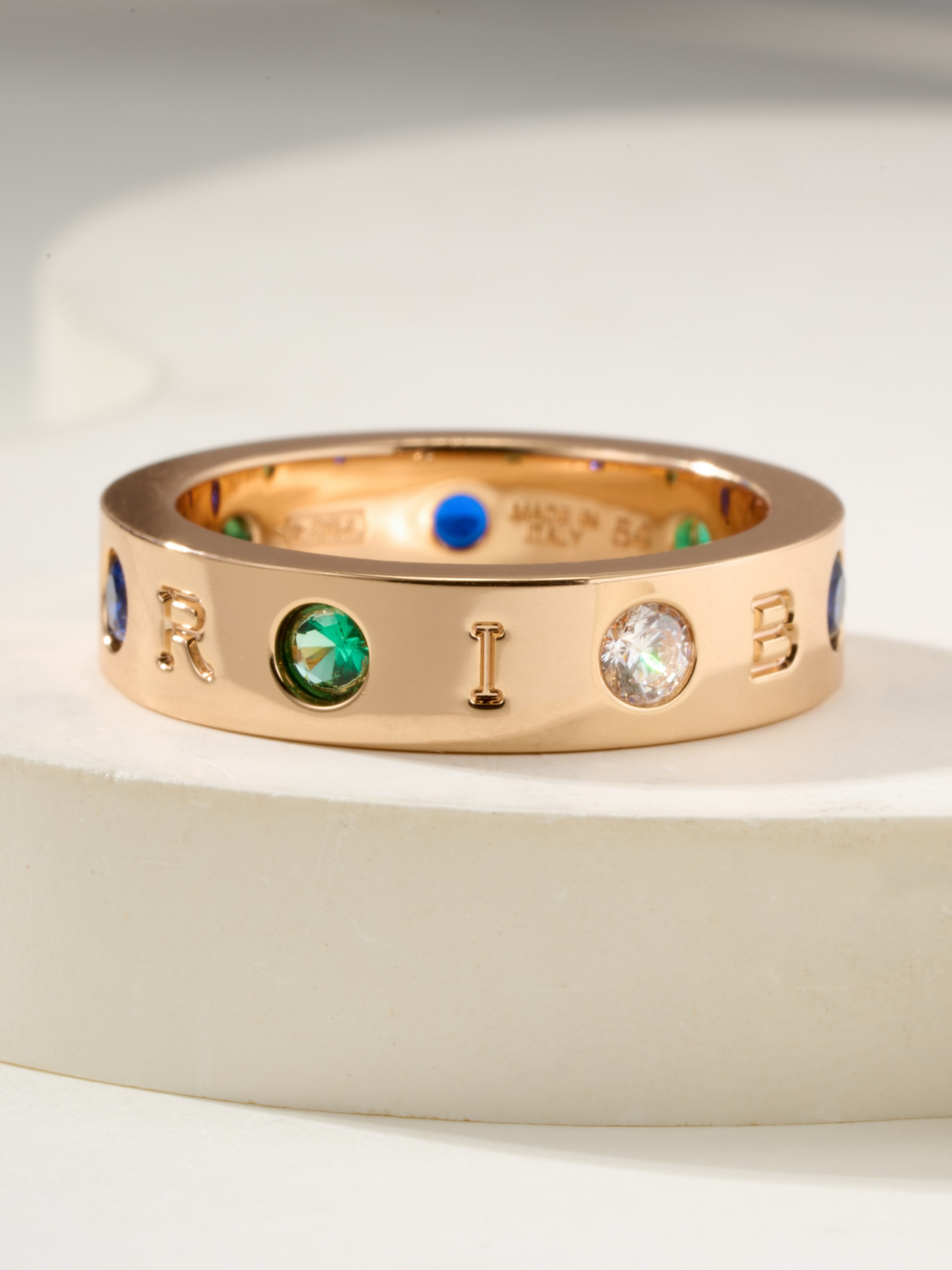 ブルガリ「Bvlgari」エレガントなリングコレクション