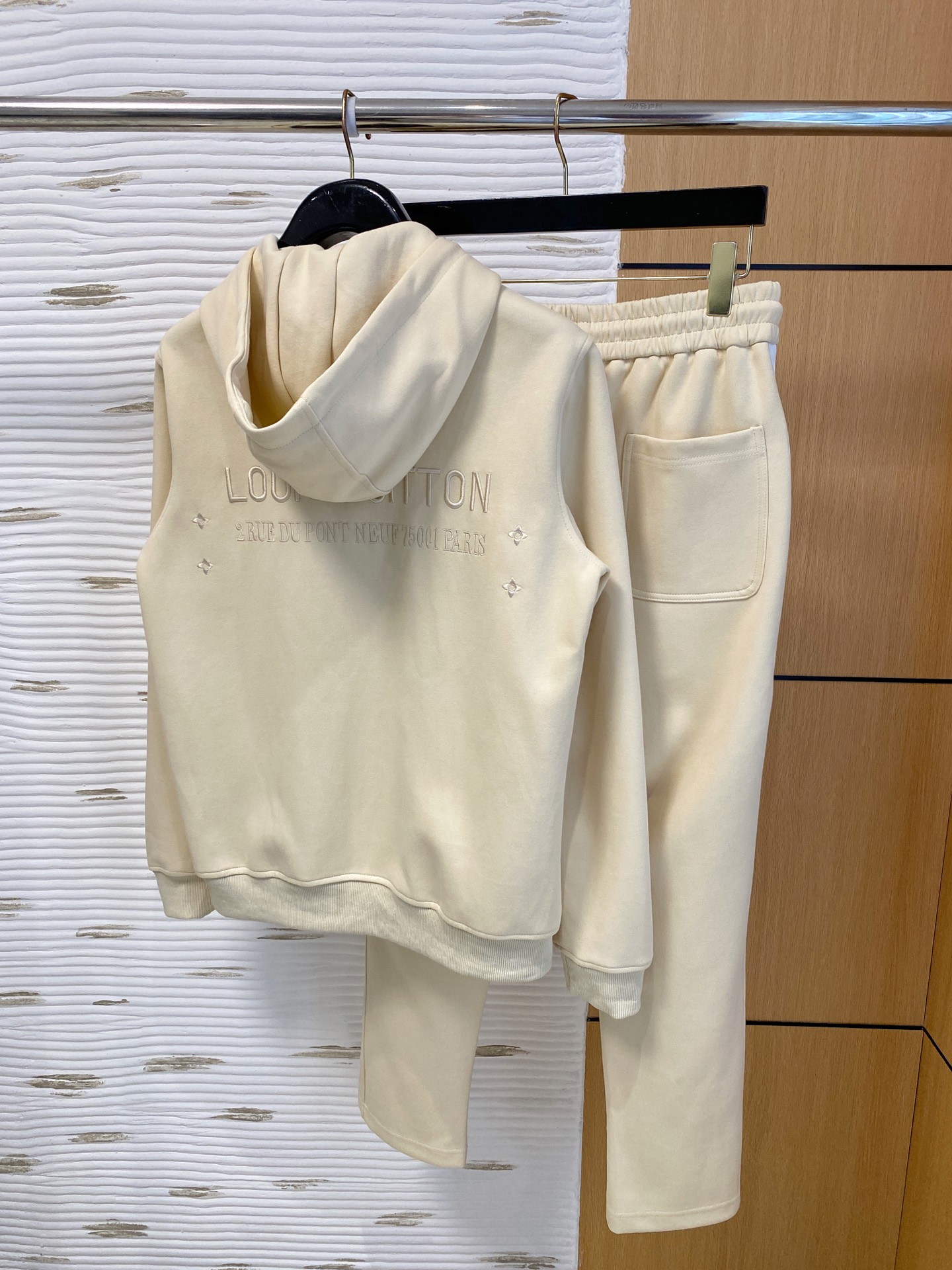 ルイ・ヴィトン「Louis Vuitton」秋冬カジュアルスポーツセット