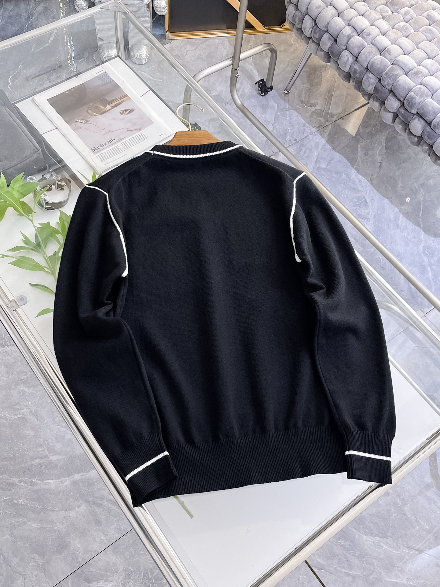 エルメス「Hermès」秋冬用ウール混紡クルーネックニットセーター