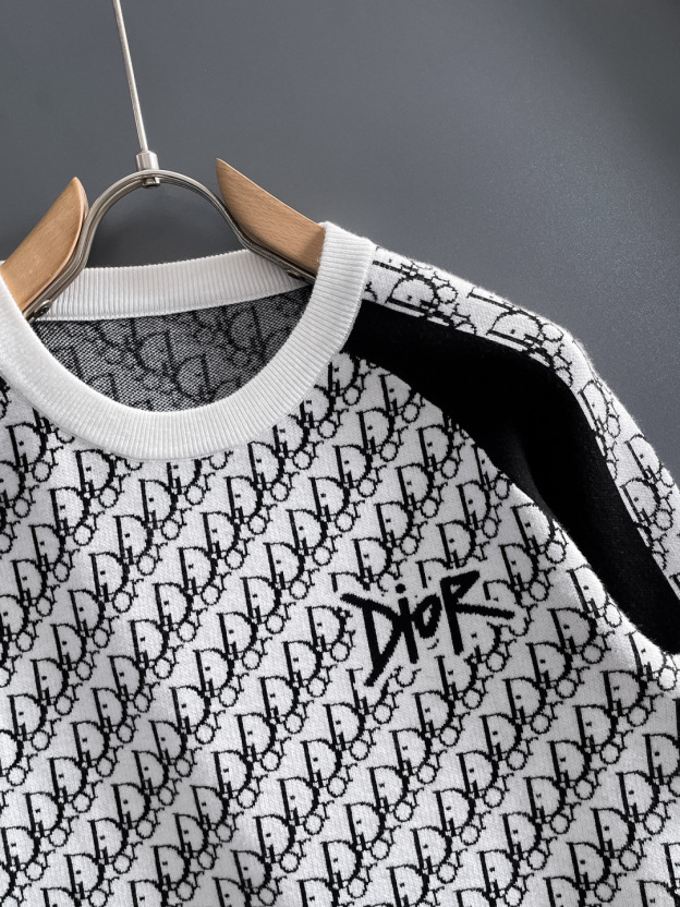 ディオール「Dior」秋冬新作ニットクルーネックセーター