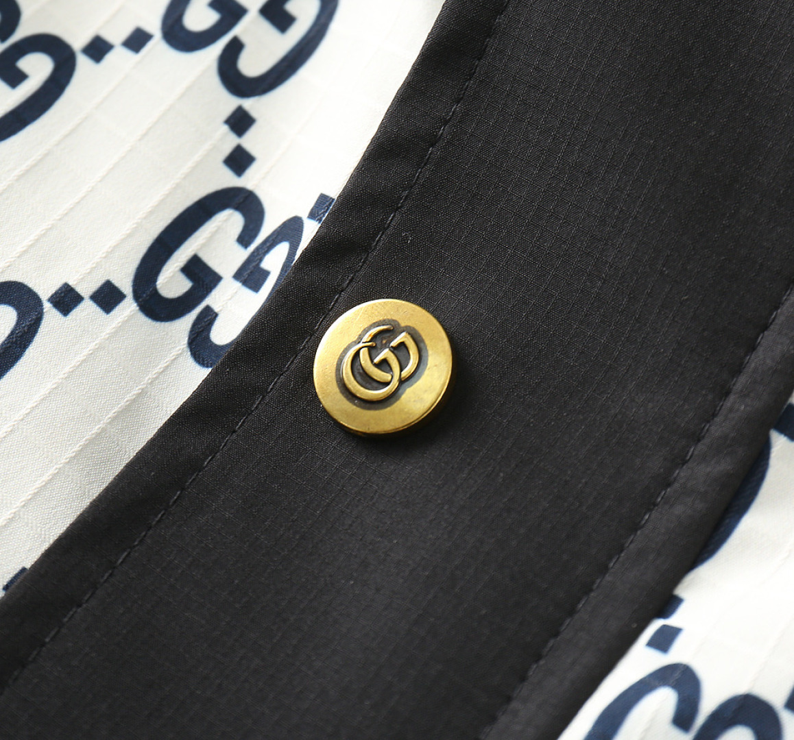 グッチ「Gucci 」秋冬新作メンズフード付きジャケット