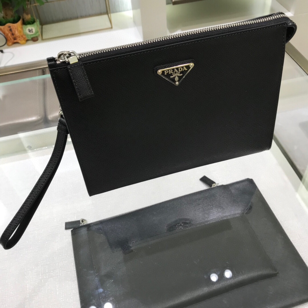 プラダ「Prada」メンズクラッチバッグ 2NE007 レザーアクセサリー