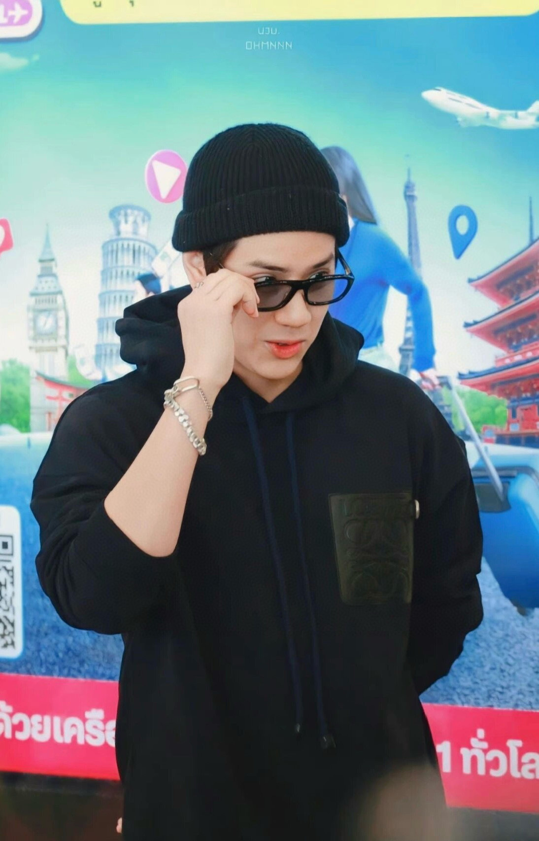 【ワンフォーワン】ロエベ Loewe Anagram フード付きスウェット-isetant