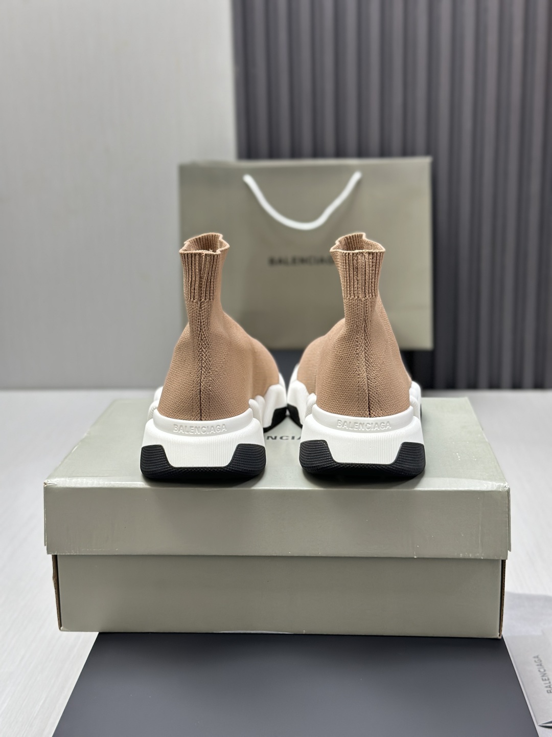 バレンシアガ「Balenciaga」バレンシアガ ブルドーザー ダービーシューズ / レザーダービー
