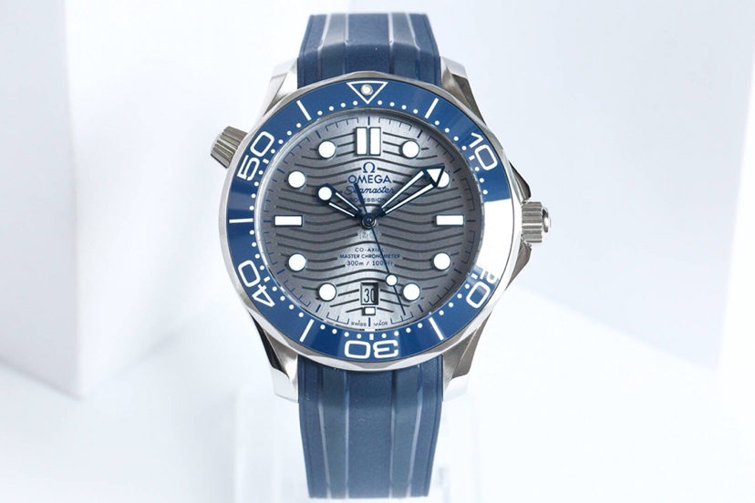 オメガ「Omega」シーマスター ダイバー300M 腕時計 42mm