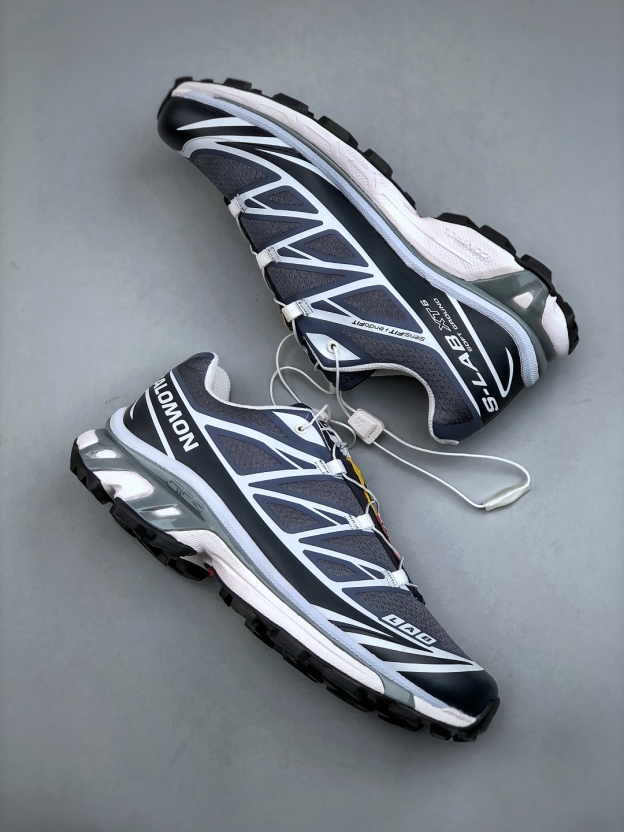 サロモン「SALOMON」XT-6 ユニセックス スポーツスタイルシューズ