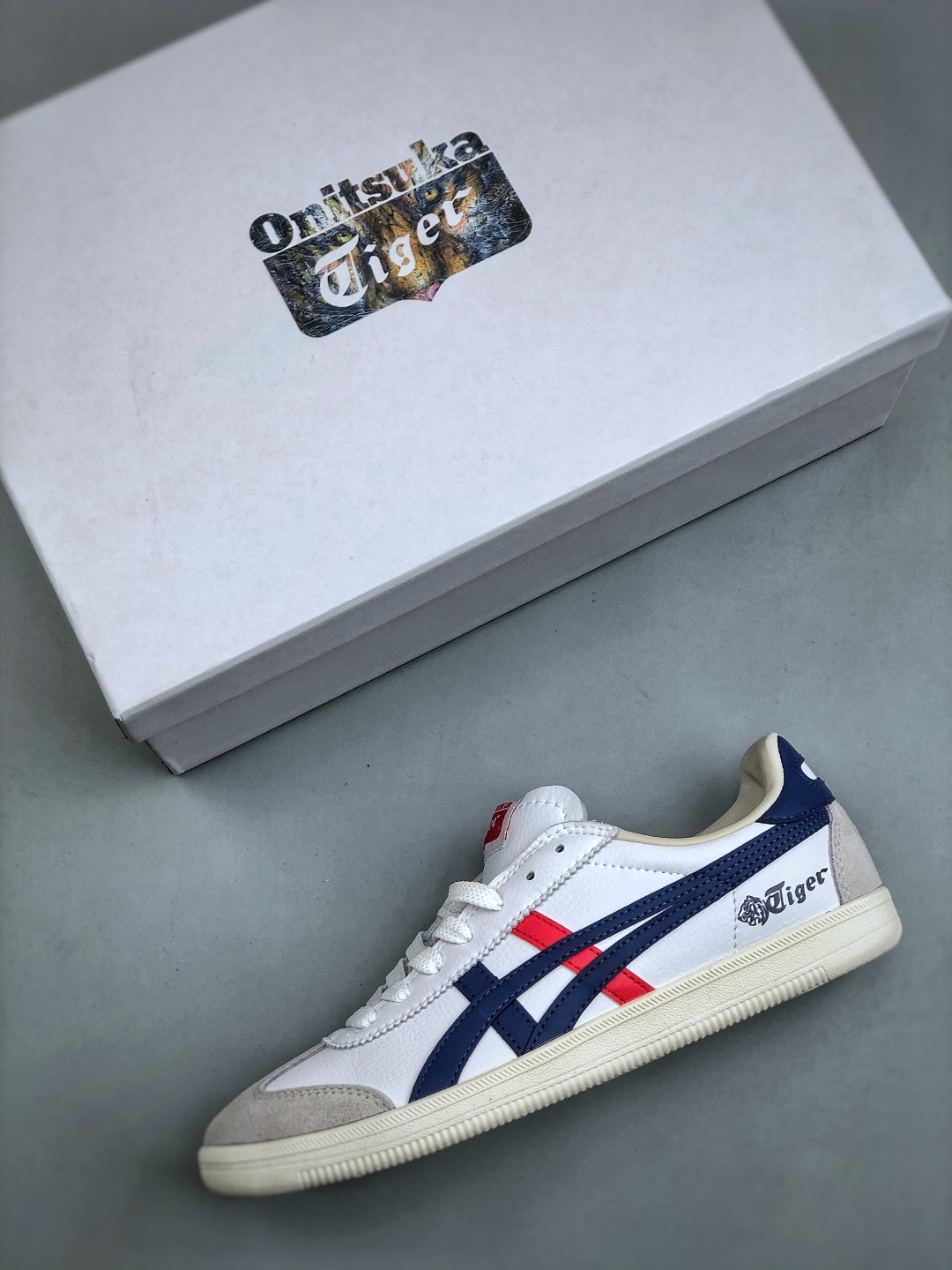 オニツカタイガー「Onitsuka Tiger」Tokuten ― ローカット レトロ ランニングスニーカー