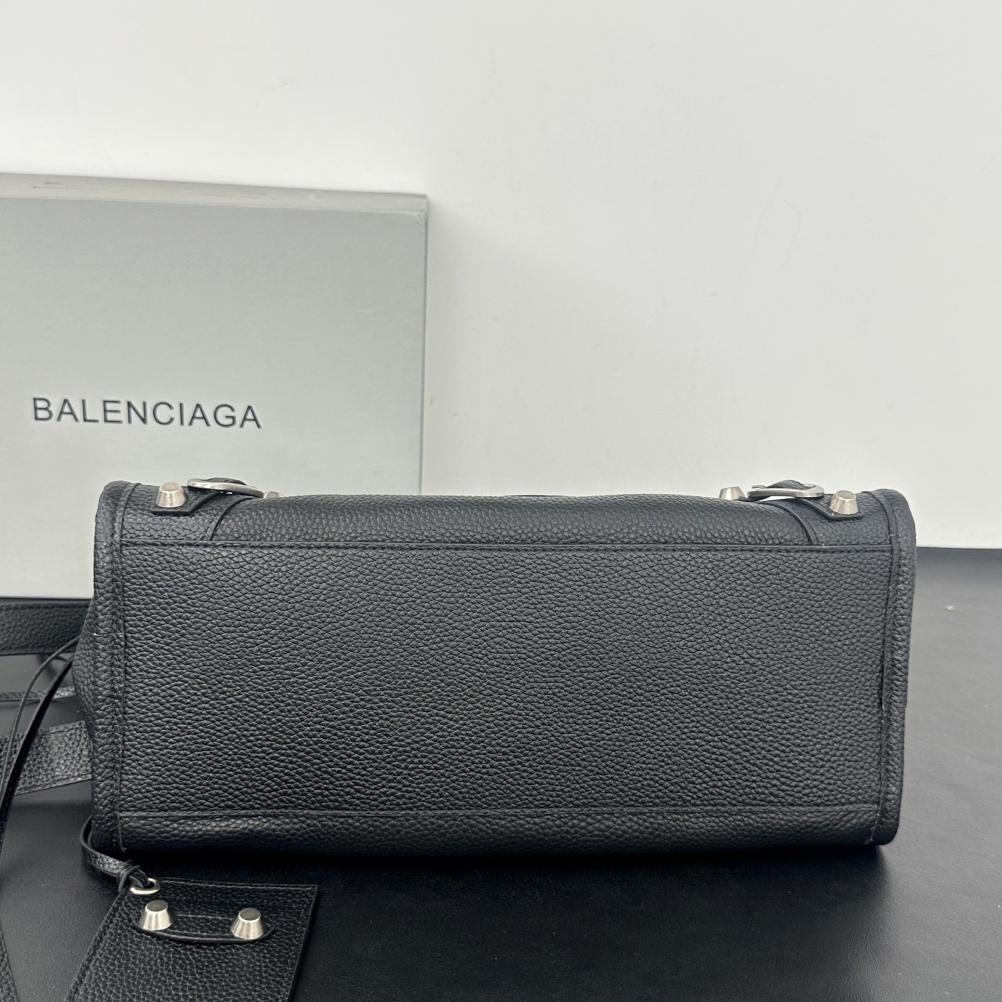 バレンシアガ「Balenciaga」バレンシアガ ル・シティ スモール / ショルダーバッグ